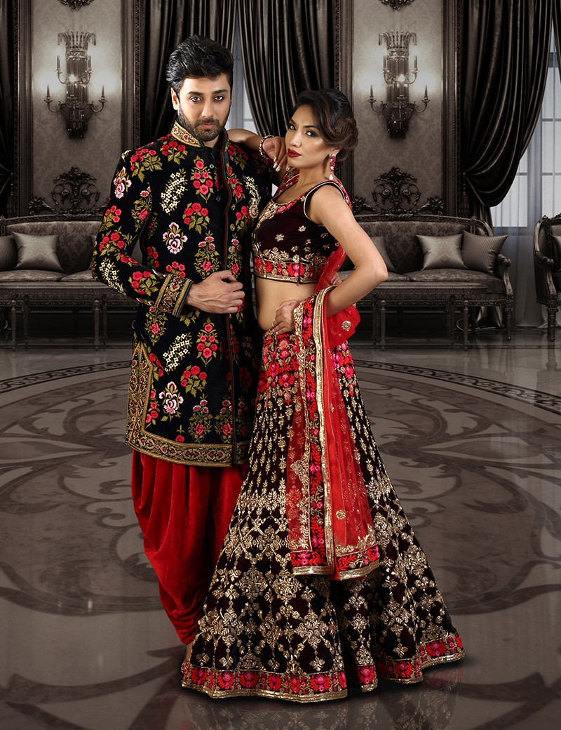Blooming In Red Floral Couple