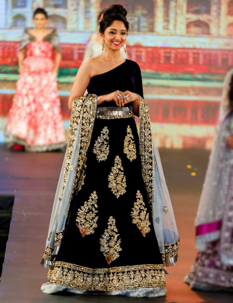 Buy Seema Thukral Pink Cotton Silk Embroidered Off-shoulder Lehenga Set  Online | Aza Fashions